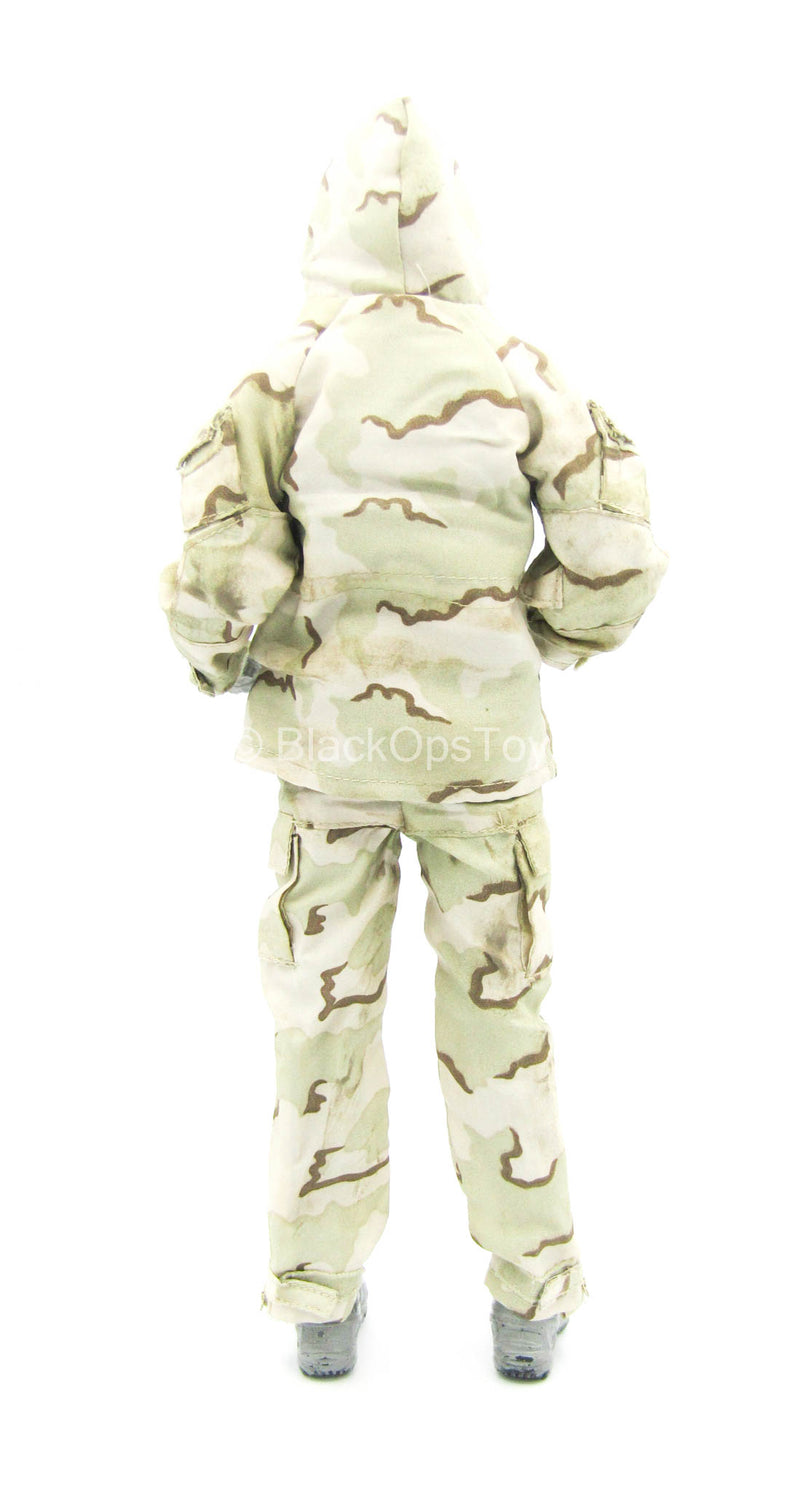 Load image into Gallery viewer, Polar Mountain Striker - 3C Desert Uniform Set
