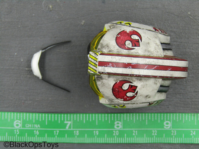 Load image into Gallery viewer, Star Wars Snowspeeder Luke - Rebel Helmet
