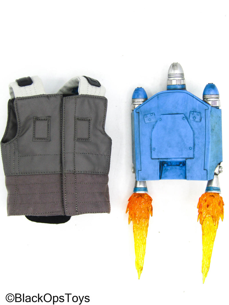 Load image into Gallery viewer, Star Wars The Mandalorian Axe Woves - Chest Armor w/Z-6 Magnetic Jetpack
