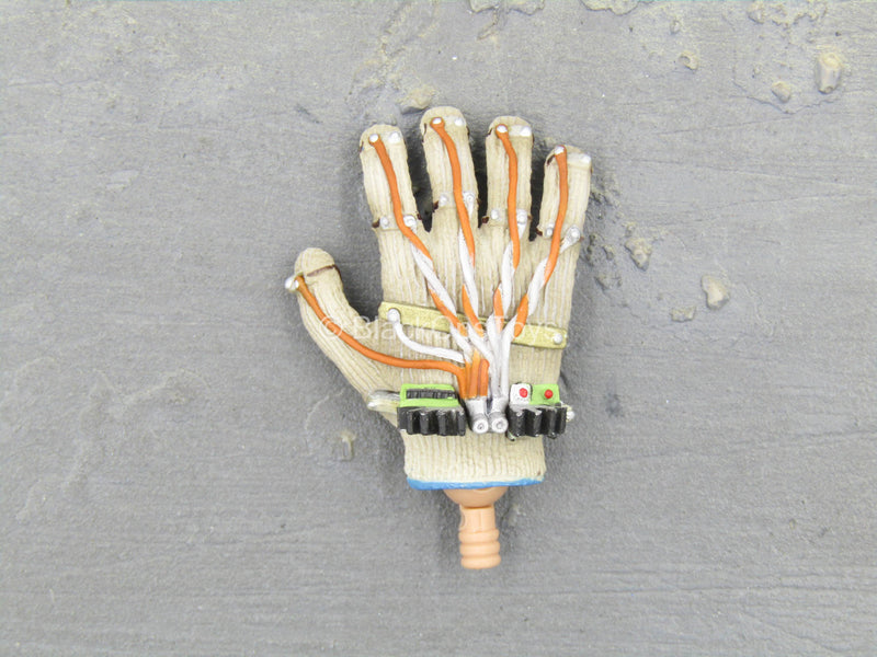 Load image into Gallery viewer, Iron Man 3 - Tony Stark - Hand w/Wire Glove
