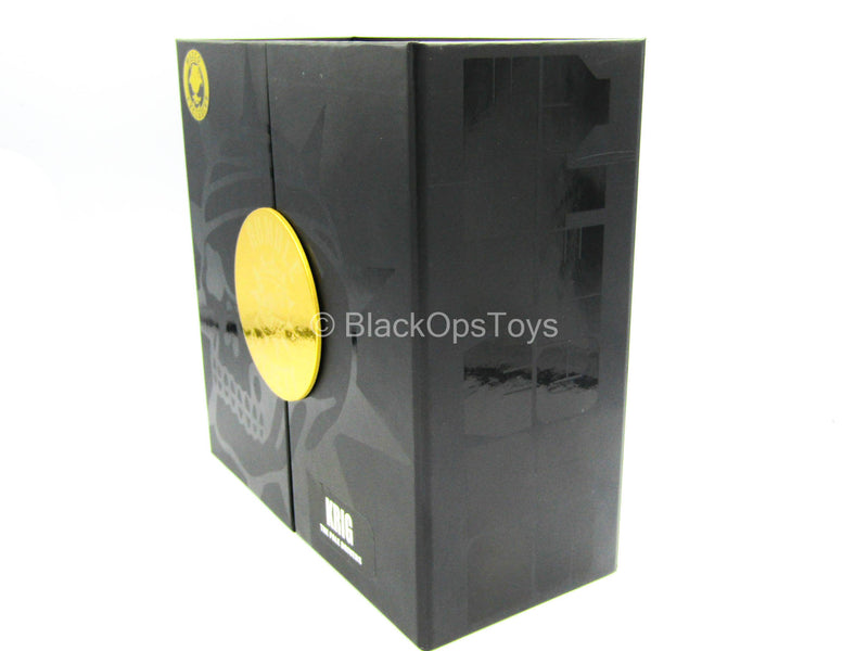 Load image into Gallery viewer, 1/12 - Krig-13 Black Spartan &amp; Krig: The Pale Driver - MINT IN BOX
