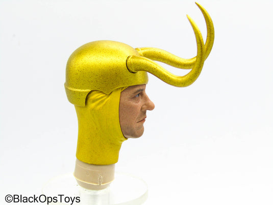 Classic Loki - Male Head Sculpt w/Swappable Face & Helmet