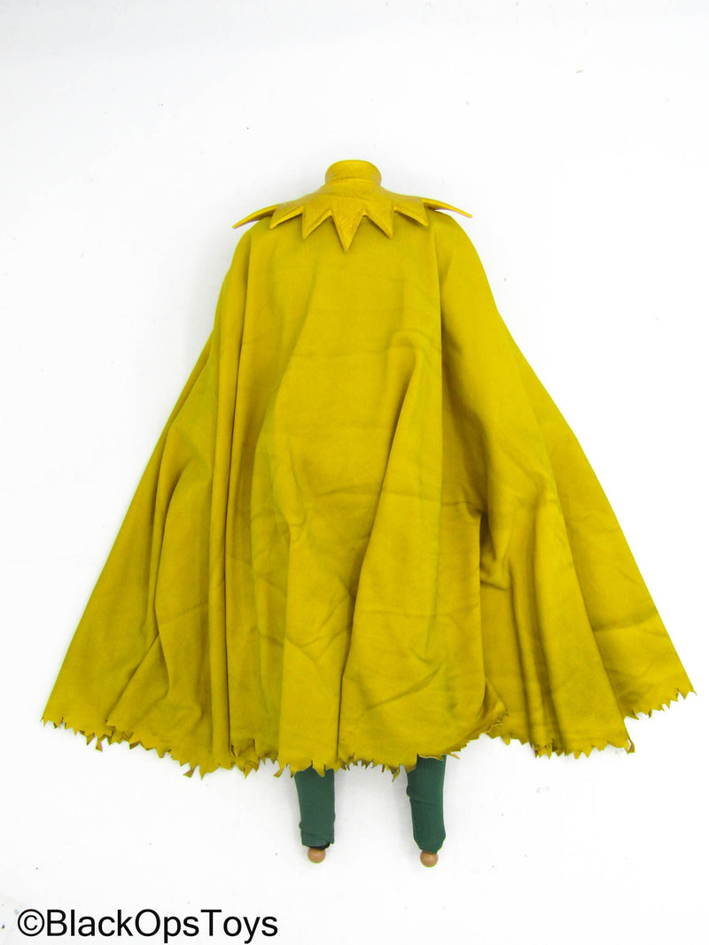 Load image into Gallery viewer, Classic Loki - Male Base Body w/Green &amp; Yellow Body Suit &amp; Cape
