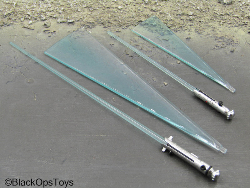 Load image into Gallery viewer, Star Wars Clone Wars Ahsoka Tano - Blue Lightsaber Set w/Blue Blades
