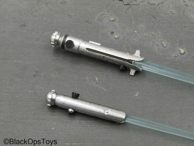 Load image into Gallery viewer, Star Wars Clone Wars Ahsoka Tano - Blue Lightsaber Set w/Blue Blades
