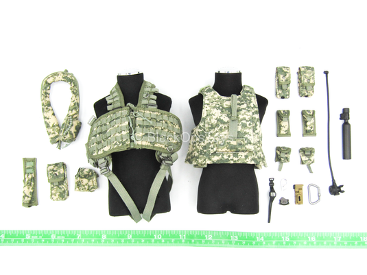 US Army Pilot - ACU Plate Carrier & Combat Vest Set w/Pouches