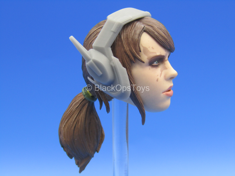 Load image into Gallery viewer, 1/6 - Custom - Female Headphones
