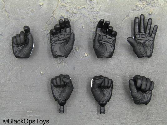 Star Wars Artillery Stormtrooper - Male Armored Gloved Hand Set