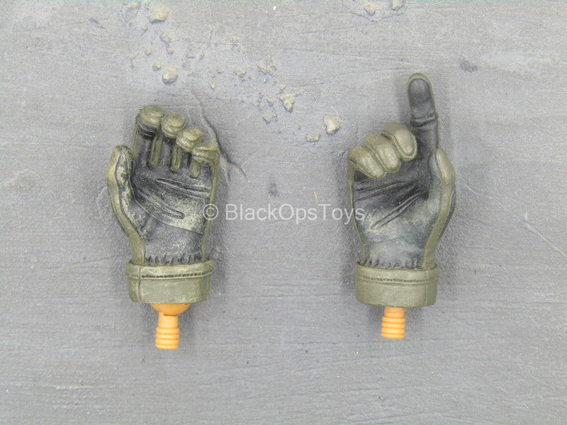 Load image into Gallery viewer, Navy Seal VBSS - OD Green Right Trigger Gloved Hand Set
