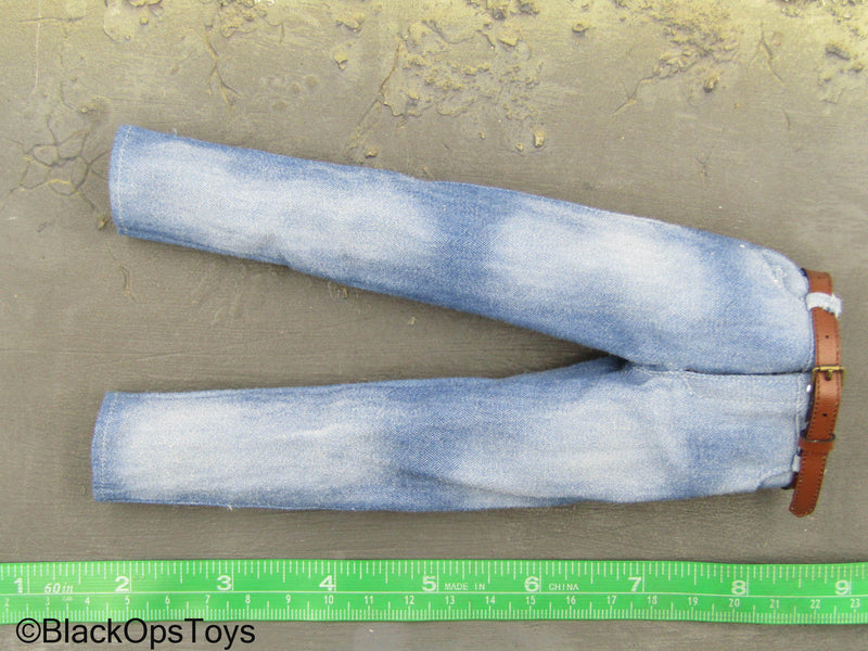 Load image into Gallery viewer, Maverick - Blue Faded Denim Jeans
