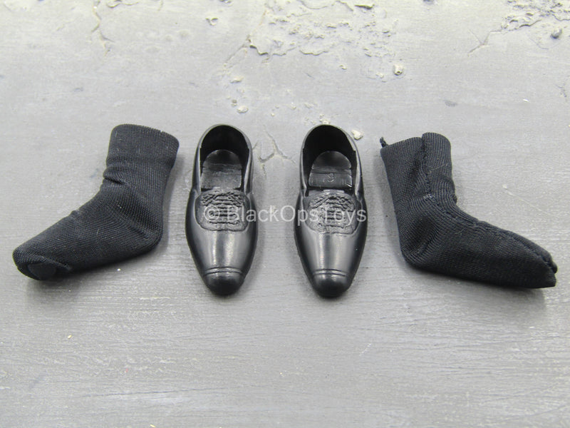 Load image into Gallery viewer, X-Files - Small Black Shoes w/Socks (Foot Type)
