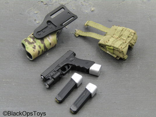 U.S. Army Special Forces - Pistol w/Multicam Holster