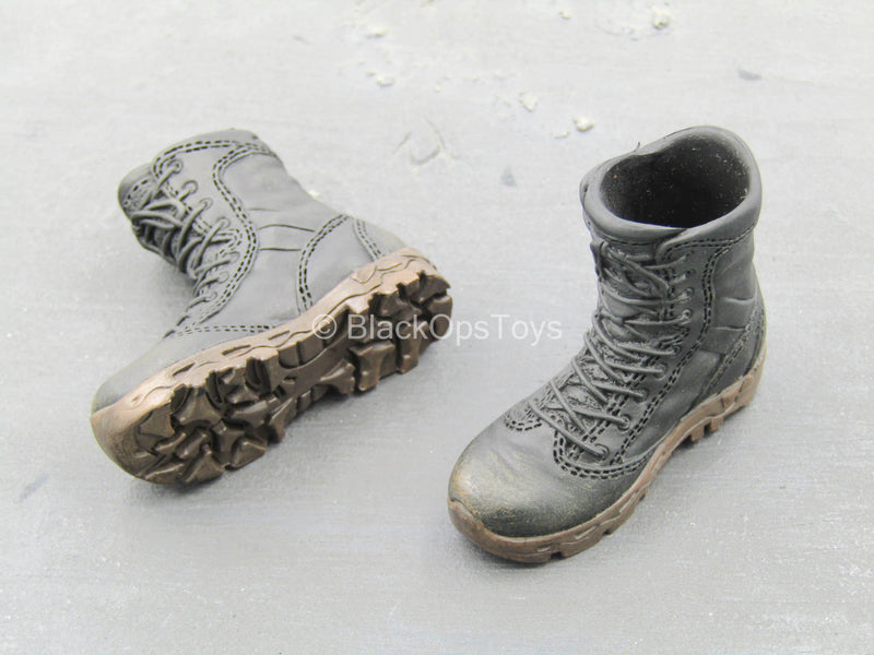 Load image into Gallery viewer, Predators - Noland - Black Combat Boots (Peg Type)
