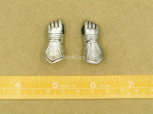 1/12 - Bodyguard Knights - Pair of Armored Hands