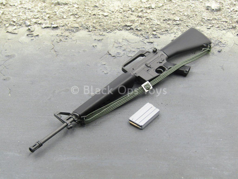 Load image into Gallery viewer, Green Berets - 5th SF Group - Black M16 w/OD Green Sling
