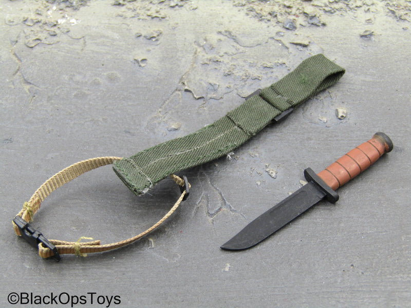 Load image into Gallery viewer, Ghost Recon Breakpoint - Knife w/Drop Leg Sheath
