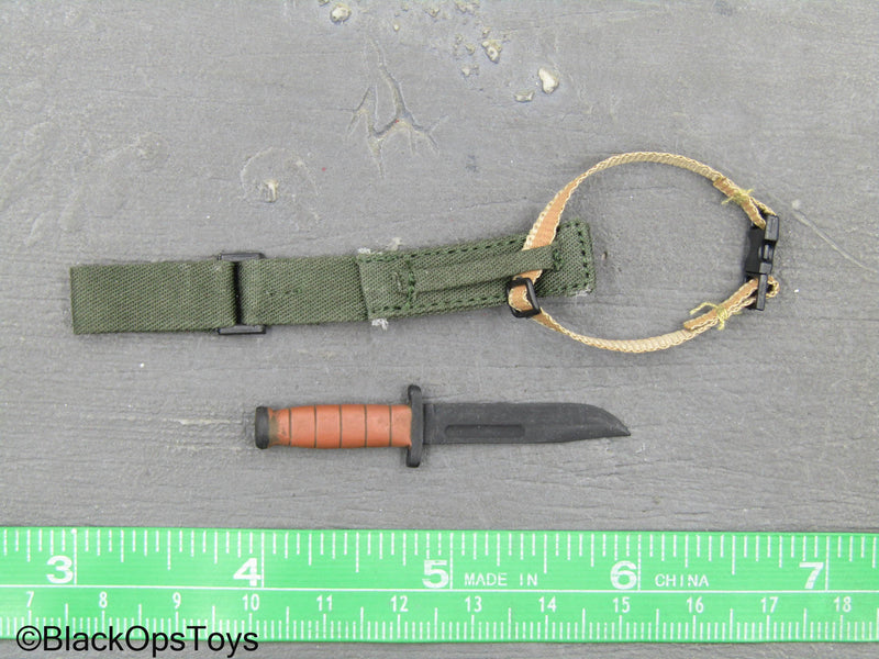 Load image into Gallery viewer, Ghost Recon Breakpoint - Knife w/Drop Leg Sheath
