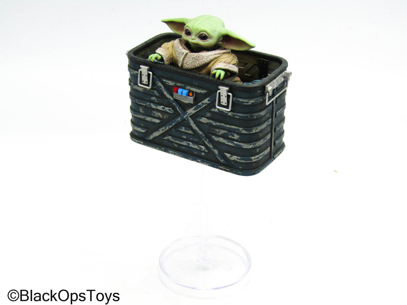 Load image into Gallery viewer, Star Wars Grogu - Grogu w/Crate &amp; Stand
