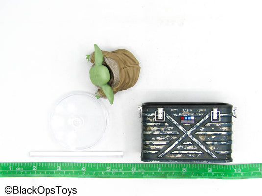 Star Wars Grogu - Grogu w/Crate & Stand