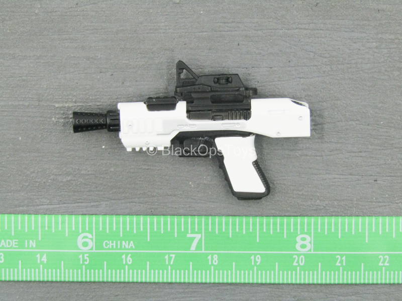 Load image into Gallery viewer, STAR WARS - Stormtrooper - SE-44C Blaster Pistol
