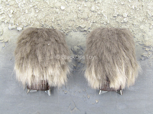 Dragonborn Warrior - Shin Guards w/Fur Like Detail (x2)