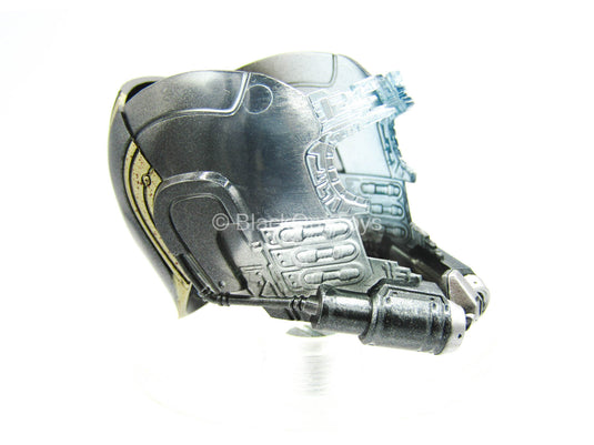 Infinity War - Star Lord - Helmet In Activating Mode