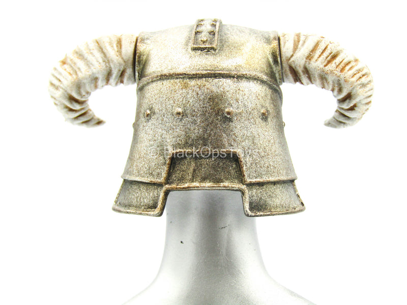 Load image into Gallery viewer, Dragonborn Warrior - Metal Horned Dragonborn Helmet
