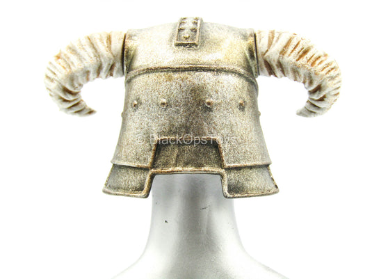 Dragonborn Warrior - Metal Horned Dragonborn Helmet