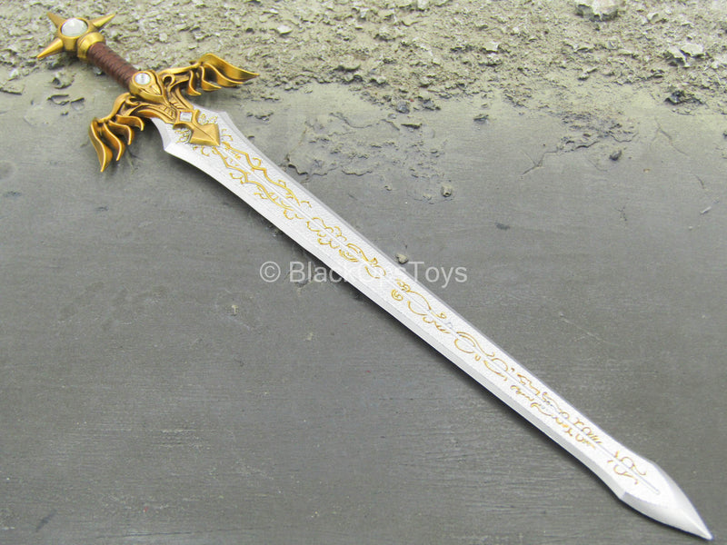 Load image into Gallery viewer, Tianji Weng - Detailed Long Sword
