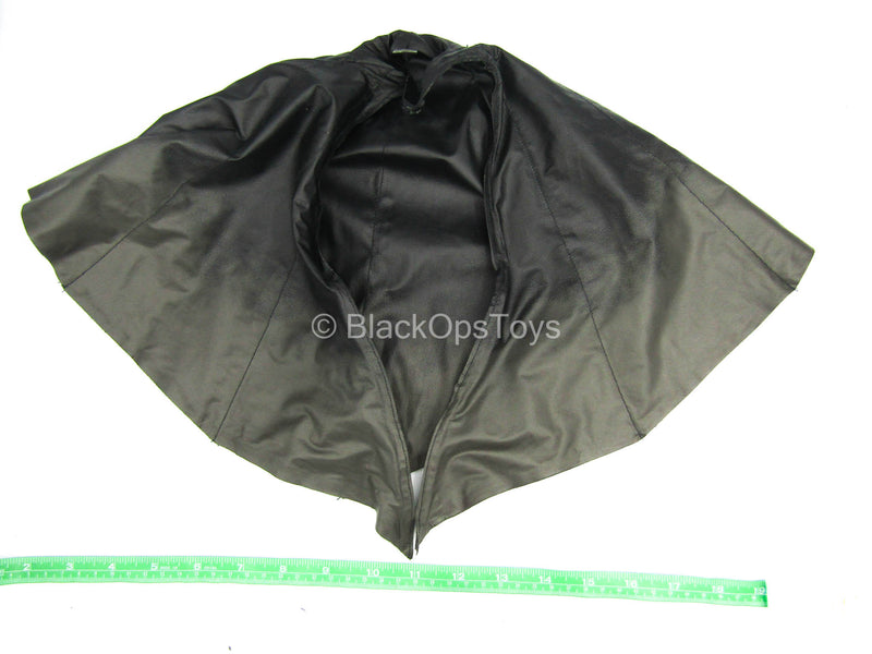 Load image into Gallery viewer, Suicide Squad - Batman - Black Leather-Like Wired Cape
