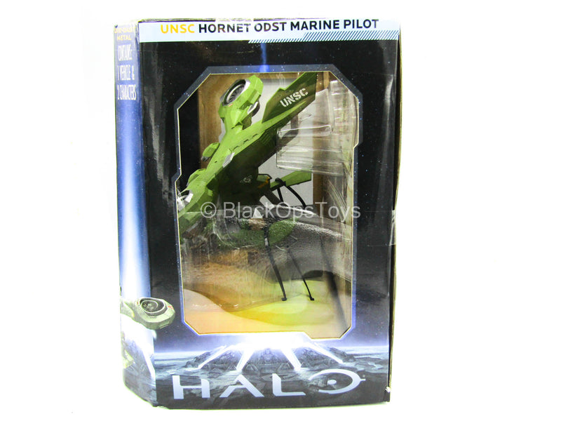 Load image into Gallery viewer, Other Scale - Halo UNSC Hornet ODST Marine Pilot - MINT IN BOX
