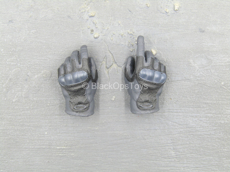Load image into Gallery viewer, Special Forces Sniper - Black Gloved Right Trigger Hand Set

