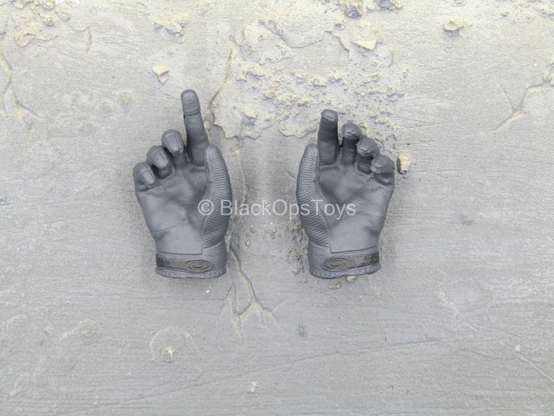 Load image into Gallery viewer, Special Forces Sniper - Black Gloved Right Trigger Hand Set

