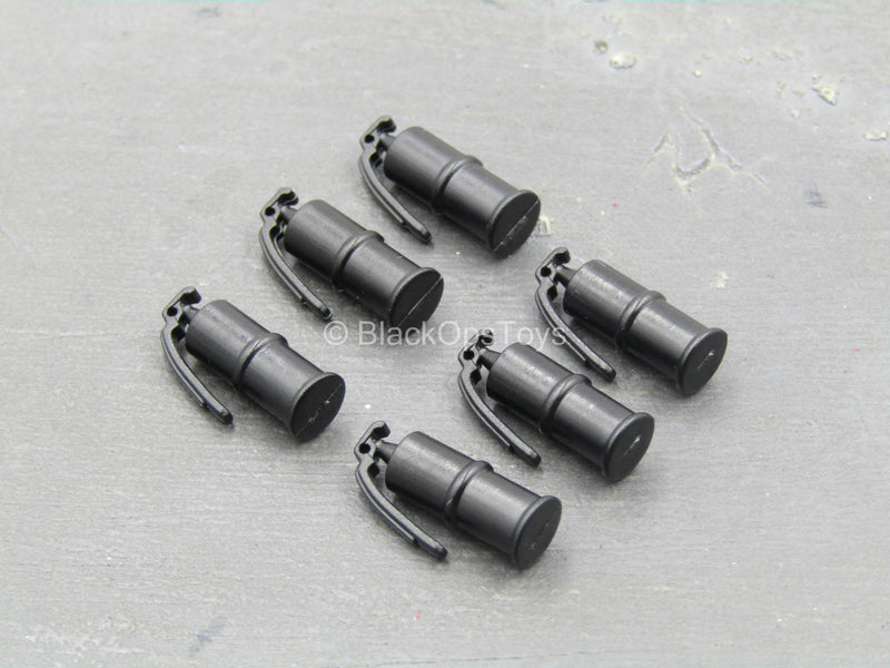 Load image into Gallery viewer, Leon - Black Grenade Set (x6)
