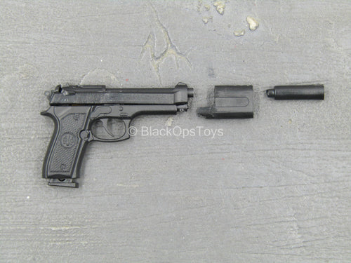 Leon - M9 Beretta 92FS Pistol