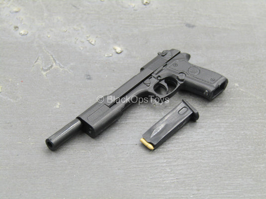 Leon - Leather Like Weapons Case w/Pistols & Grenades