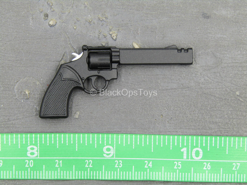 Load image into Gallery viewer, Leon - Leather Like Weapons Case w/Pistols &amp; Grenades
