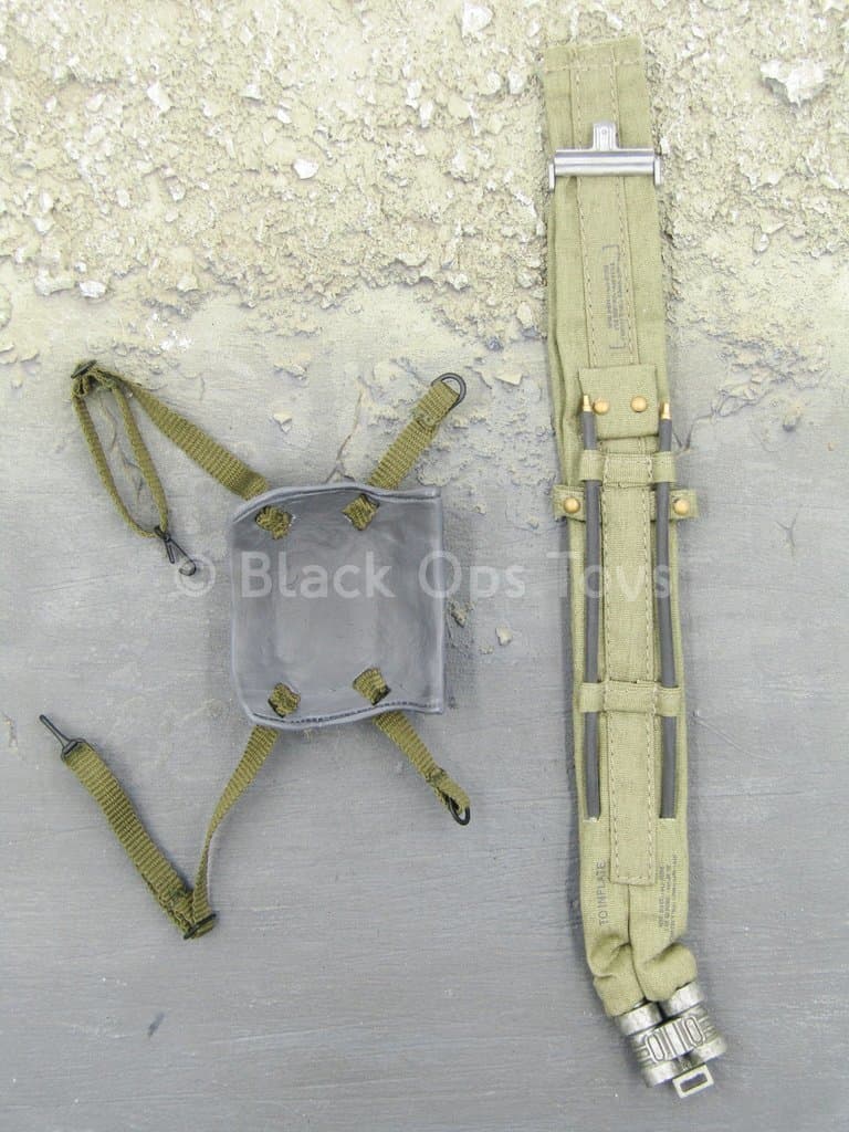 Load image into Gallery viewer, WWII - 1st. Infantry Division - Gas Mask Bag w/OD Green Life Belt
