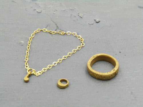 Kerr Samuel L Jackson Pulp Fiction Gold Accessories