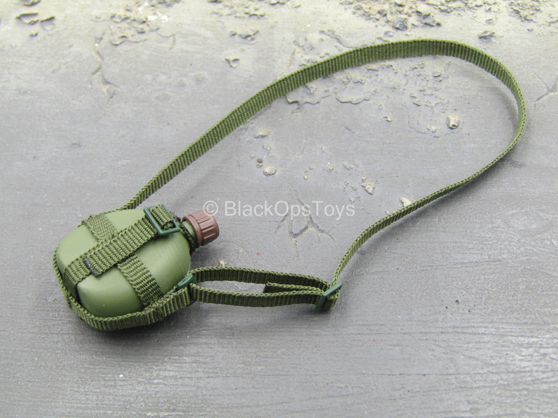 Load image into Gallery viewer, Vietnam Ten Sisters Ambulance Team - Green Canteen w/Strap
