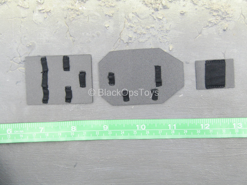 Load image into Gallery viewer, Spade J - Greg - Storage Plates
