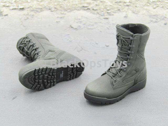 Load image into Gallery viewer, Hot Toys Iron Man The Mandarin Dark Green Combat Boots Peg Type
