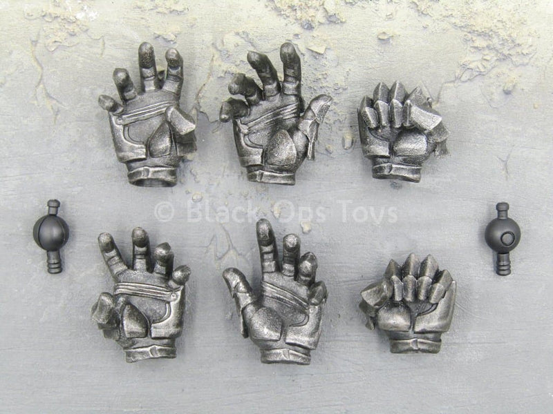 Load image into Gallery viewer, General Zod - Hand Set (x6) w/Pegs
