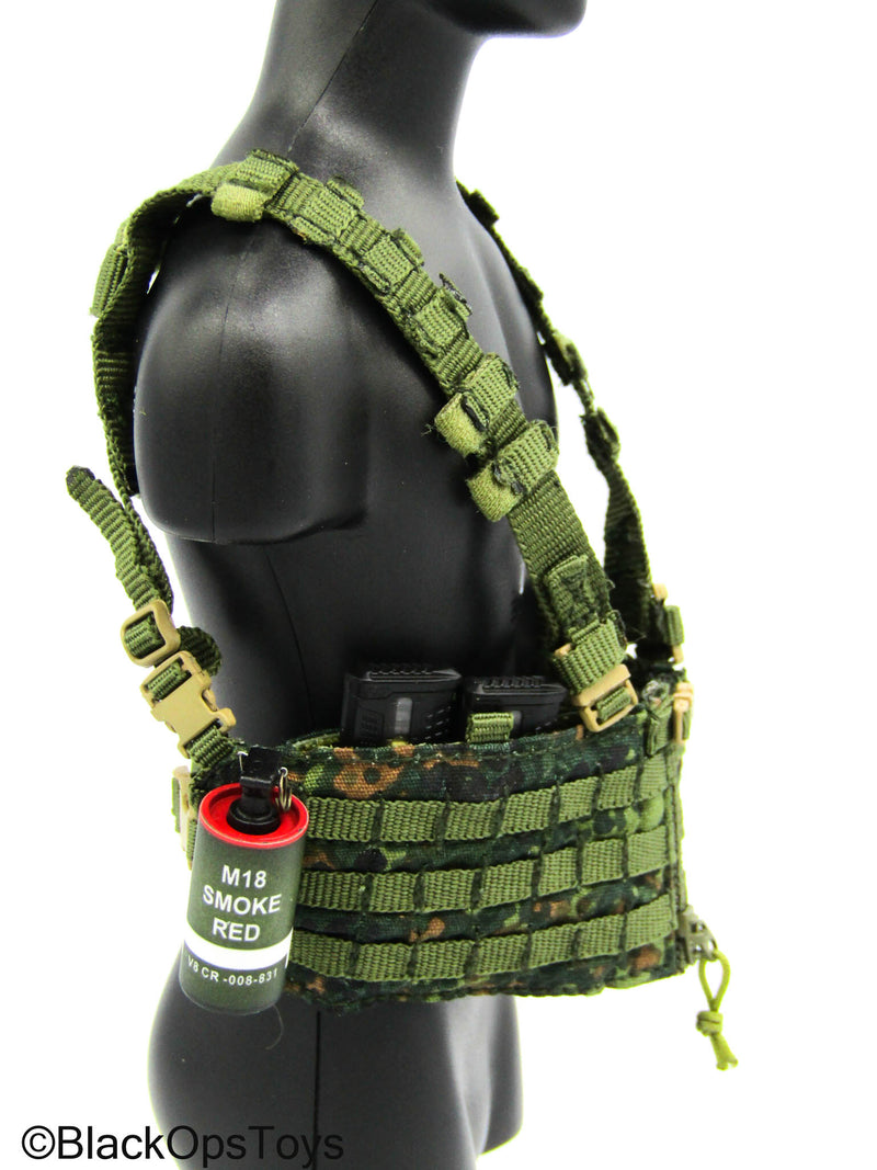 Load image into Gallery viewer, DAM - Flektarn Camo Low Profile Chest Rig
