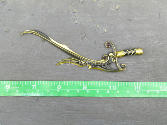Exiled Heirs - Female Demon - Elvish Style Sword