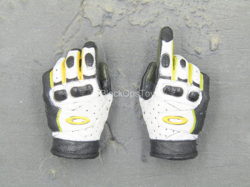 PMC Urban Grenadier - White & Black Gloved Hands