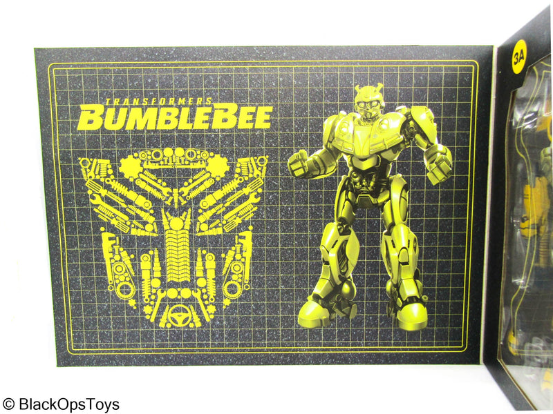 Load image into Gallery viewer, Other Scale - Transformers - Bumblebee - MINT IN BOX
