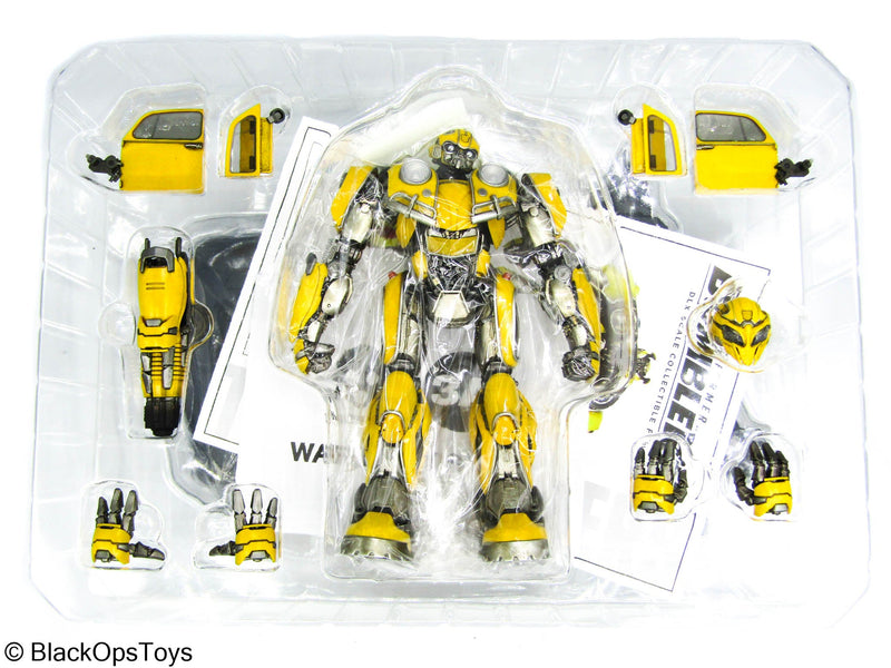 Load image into Gallery viewer, Other Scale - Transformers - Bumblebee - MINT IN BOX
