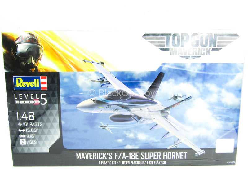 Load image into Gallery viewer, 1/48 - Top Gun Maverick&#39;s F/A-18E Plastic Kit - MINT IN BOX
