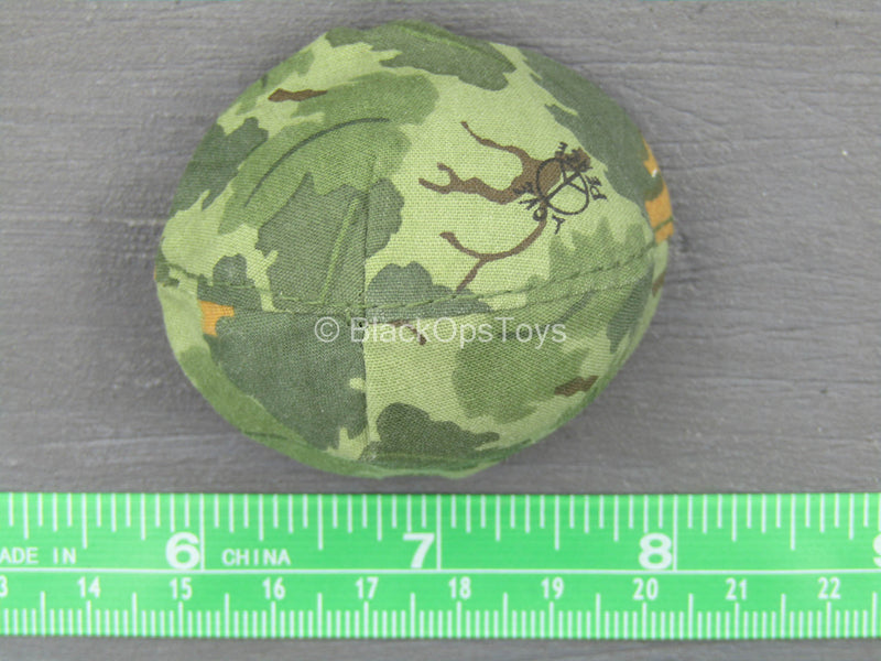 Load image into Gallery viewer, Vietnam - USMC - Wine Leaf Camo Helmet
